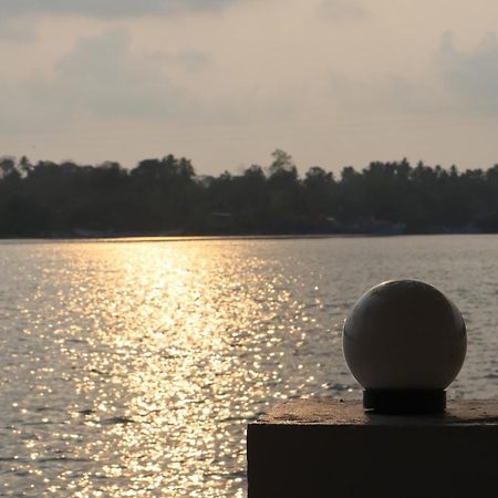 Ripples Service Villas Kollam Dış mekan fotoğraf